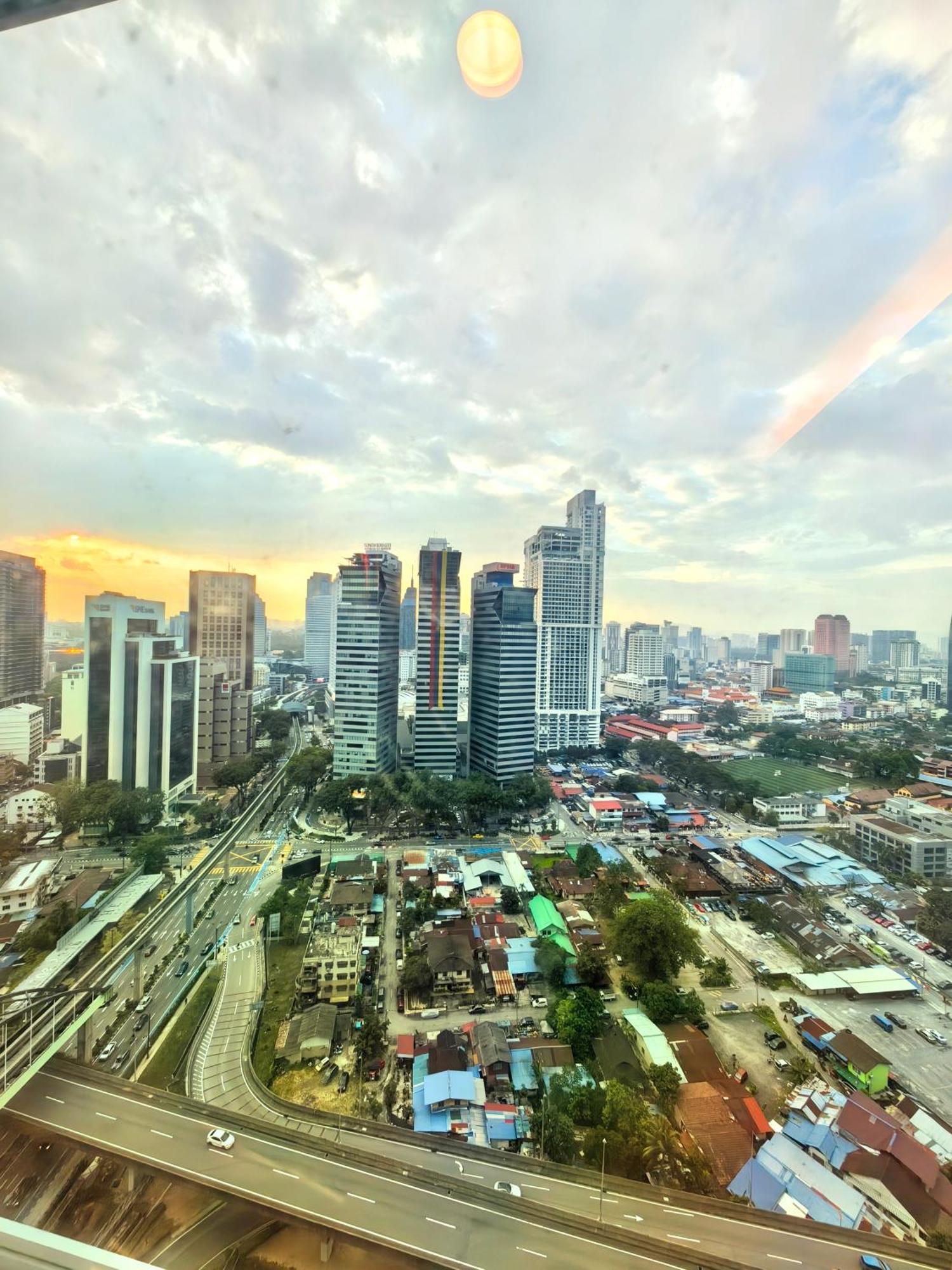 Апартаменты Platinum Klcc & Bukit Bintang Куала-Лумпур Экстерьер фото